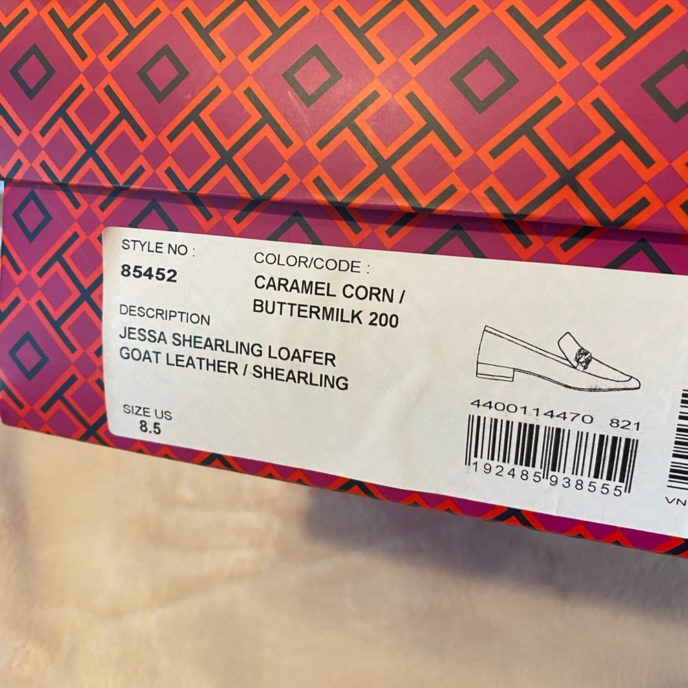 TORY BURCH JESSA SHEARLING LOAFERS - Picture 8 of 8